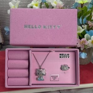 (Z4) (Z4) Hello Kitty Rhinestone Silver Metal Chain and Ring Set